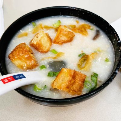 Four Sea Restaurant by null