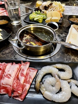Han Hot Pot House by null