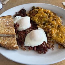 HOUSEMADE HASH & EGGS HOUSEMADE HASH & EGGS