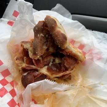 Edison's Pizza Kitchen - Pizza Near Me - Cleveland, Ohio