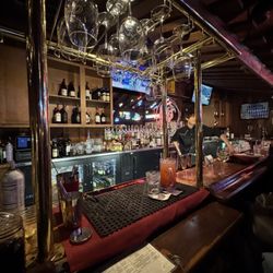 Cattlemens - Bar Area