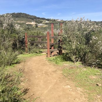 Three Bridges Oak Preserve - Hiking Near Me - Atascadero, California Three Bridges Oak Preserve - Hiking Near Me - Atascadero, California
