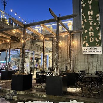City Vineyard - Heated seating areas - Wine Bars Near Me - New York, New York City Vineyard - Heated seating areas - Wine Bars Near Me - New York, New York