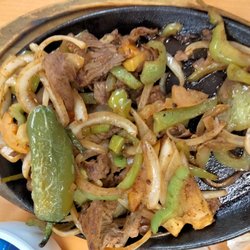 Villa Cariño Mexican Restaurant - Asada fajitas are so delicious the meat is not rubbery very tender.so delicious