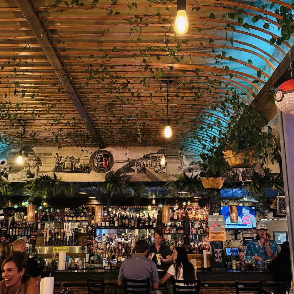 V Pizza + Sidecar - Pizza Near Me - Jacksonville, Florida V Pizza + Sidecar - Pizza Near Me - Jacksonville, Florida