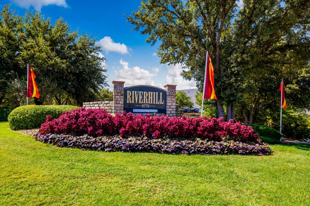 RIVERHILL APARTMENTS 38 Photos 2775 N State Hwy 360 Srvc Rd E