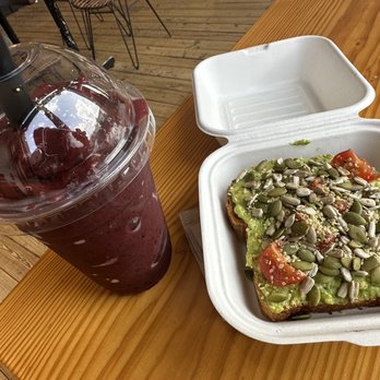 Hello Juice - Juice Bars & Smoothies Near Me - St. Louis, Missouri