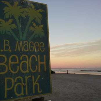 IB Magee Beach Park - Dusk on the beach - Beaches Near Me - Port Aransas, Texas IB Magee Beach Park - Dusk on the beach - Beaches Near Me - Port Aransas, Texas