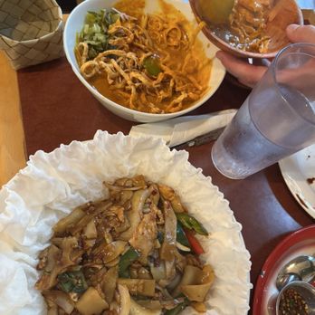 Monsoon Siam - Drunken noodle, kao soi - Thai Near Me - Madison, Wisconsin
