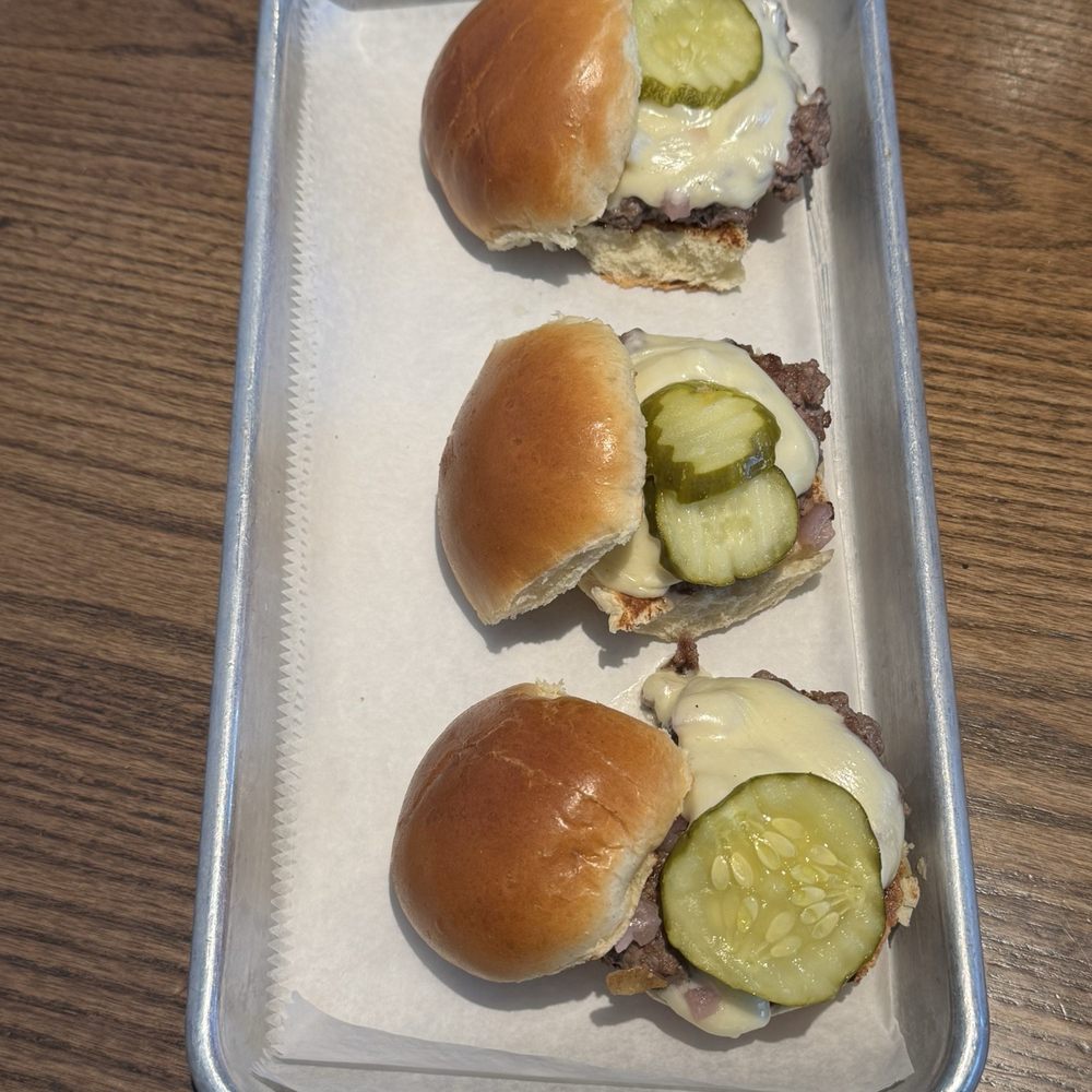 The Greene Turtle - Slamburgers - American Near Me - Tampa Bay, Florida The Greene Turtle - Slamburgers - American Near Me - Tampa Bay, Florida