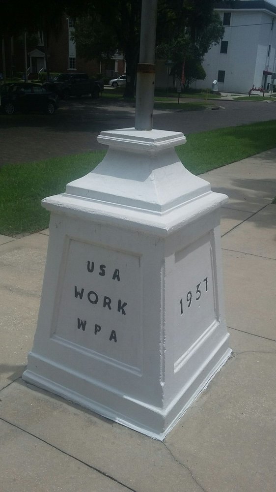 1914 High School Community Center - social services organization in Plant City, FL