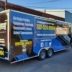 Thunder Truck Entertainment - Book your party today on our website!