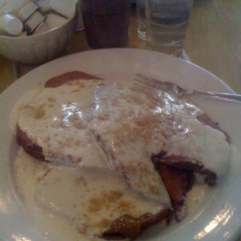 The Bongo Room - Red Velvet Pancakes with warm Vanilla Cream - New American Near Me - Chicago, Illinois