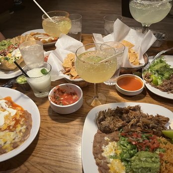 Casa Estrella - Margaritas - Mexican Near Me - Fallbrook, California