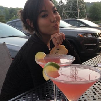 Chowder House Cafe - Outdoor Seating Area / Cosmopolitan Cocktails - Seafood Near Me - Akron, Ohio