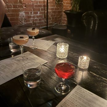 Highball - Two Goose Chases and the Lip Service - Cocktail Bars Near Me - Phoenix, Arizona