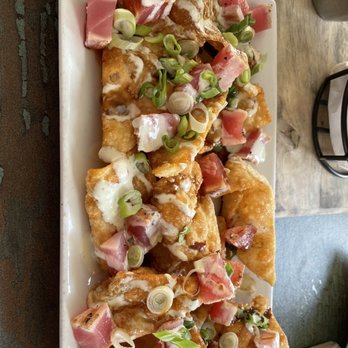 1850 Restaurant - Ahi tuna small plate  -YUM - American Near Me - Mariposa, California