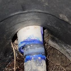 1-Tom-Plumber - Just needed to glue these two pipes back together, no excavating necessary