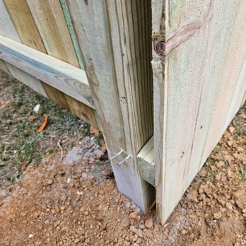 Bee Fencing and Decks - Used Lumber - Fences & Gates Near Me - Cabot, Arkansas Bee Fencing and Decks - Used Lumber - Fences & Gates Near Me - Cabot, Arkansas