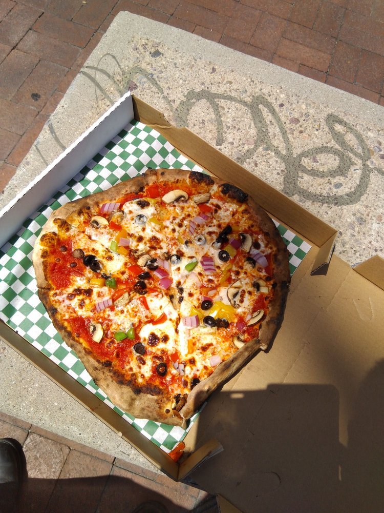 ROAD RUNNING WOOD FIRED PIZZA Tucson, Arizona Food Trucks