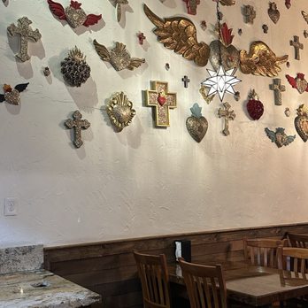 Little Mexico - Interior - Mexican Near Me - Vista, California Little Mexico - Interior - Mexican Near Me - Vista, California