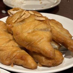 Royal Wall - 75. Almond Boneless Chicken