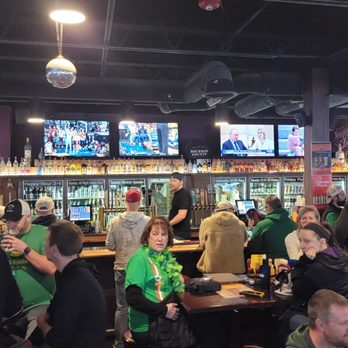 Cleveland Pub & Grill - Inside - New American Near Me - New Berlin, Wisconsin