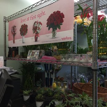 Creative Flower Shop - Florists Near Me - Middle Village, New York