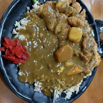 Daiichi Ramen - 9/2025 chicken Katsu curry with fried rice - Ramen Near Me - Honolulu, Hawaii