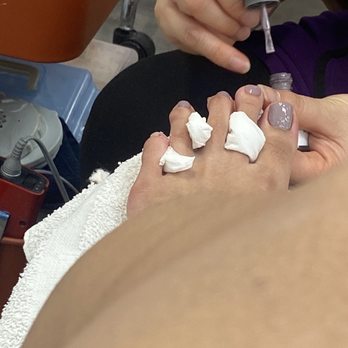 Leah's Nail Shop - No gloves and toe blood - Nail Salons Near Me - Carson, California Leah's Nail Shop - No gloves and toe blood - Nail Salons Near Me - Carson, California