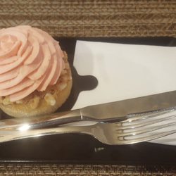 L'Ogre de Carrouselberg - Gâteau à la rose (si mes souvenirs sont exacts)