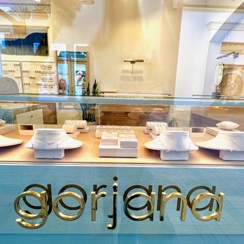 gorjana - Store window - Jewelry Near Me - Palm Desert, California gorjana - Store window - Jewelry Near Me - Palm Desert, California