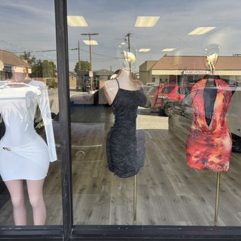 LDY LUX Boutique - Women's Clothing Near Me - Bellflower, California LDY LUX Boutique - Women's Clothing Near Me - Bellflower, California