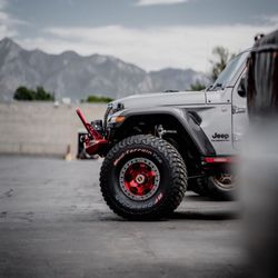 Impulse Offroad - We have a thing for color combos and accent colors.