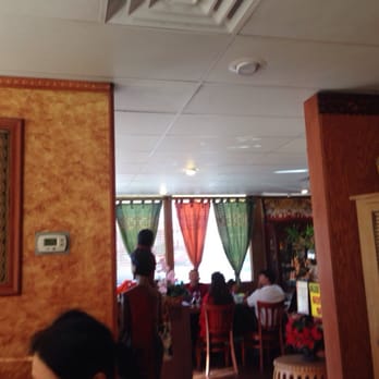 Thai Chili - L shaped dining area.. Nice Thai style decor. - Thai Near Me - Reno, Nevada Thai Chili - L shaped dining area.. Nice Thai style decor. - Thai Near Me - Reno, Nevada