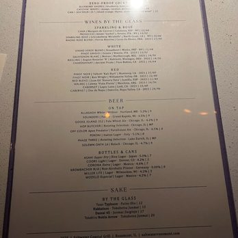 Saltwater Coastal Grill - Mediterranean Near Me - Rosemont, Illinois