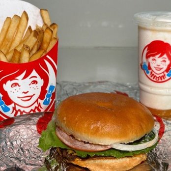 Wendy's - Wendys combo meal - Fast Food Near Me - Rochester, Minnesota Wendy's - Wendys combo meal - Fast Food Near Me - Rochester, Minnesota