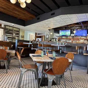 Josephine's Gulf Coast Tradition - Interior - Seafood Near Me - Houston, Texas Josephine's Gulf Coast Tradition - Interior - Seafood Near Me - Houston, Texas