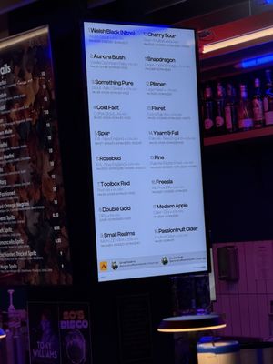 Menu photo 2 Polly’s Social Mold, FLN