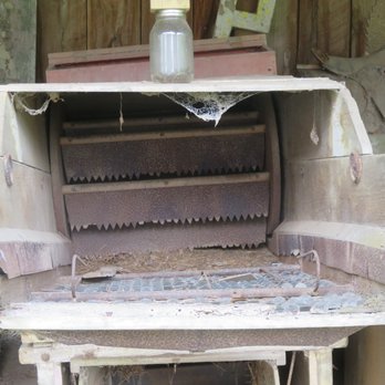 Laurel Valley Plantation - More old equipment, no idea what! - Historical Tours Near Me - Thibodaux, Louisiana