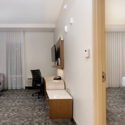 Courtyard by Marriott Savannah Airport