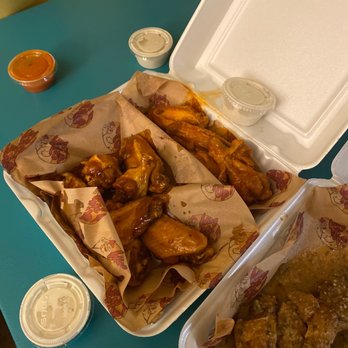 Wing Me Up - Habanero mango, Tear me up, and Garlic par. Of course bone in, first time trying this spot and happy we did - Fast Food Near Me - Van Nuys, California Wing Me Up - Habanero mango, Tear me up, and Garlic par. Of course bone in, first time trying this spot and happy we did - Fast Food Near Me - Van Nuys, California