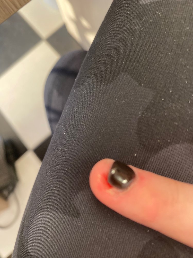 NAILS ART Updated August 2024 12 Photos & 20 Reviews 112 N 12th