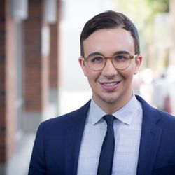 KMP Aesthetics - Kevan Petterson, DNP, ARNP - Our wonderful Kevan Petterson, RN offers some of the most detail oriented injections and patient care here at Seattle CosMedic Skincare.