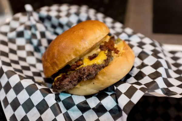 Carl OG3 Burger Shop by null