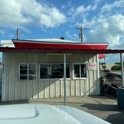 Crawfish Xpress - Front of house