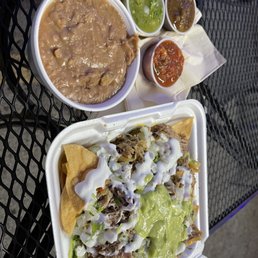 Carnitas nachos