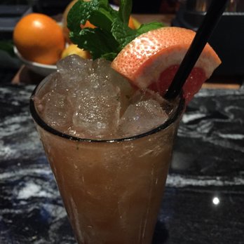 Doc B's Restaurant + Bar - Bourbon Ginger Grapefruit Smash - New American Near Me - Austin, Texas Doc B's Restaurant + Bar - Bourbon Ginger Grapefruit Smash - New American Near Me - Austin, Texas