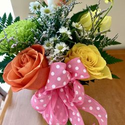 Flowers On Savannah and Floral 302 - Another beautiful birthday bud vase delivery for a co-worker