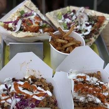 Otto's Berlin Döner - Sandwich, fries and gyro box - German Near Me - Toronto, Ontario